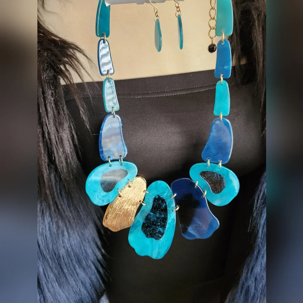 Black, Blue and Goldtone Statement Necklace with Earrings Set - Picture 4 of 15